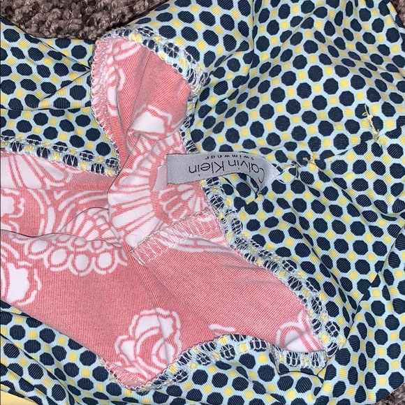 Calvin Klein Womans 3 Pc. Bathing Suit Set SZ.L - Picture 4 of 4